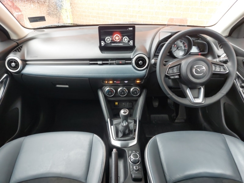 Used Mazda Mazda2 2022 for sale - 77299134: Photo 2