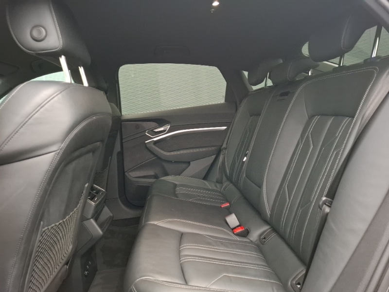 Used Audi e-tron 2022 for sale - 77495575: Photo 6