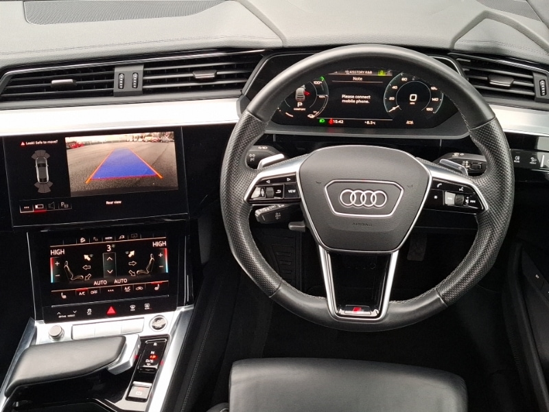 Used Audi e-tron 2022 for sale - 77495575: Photo 7