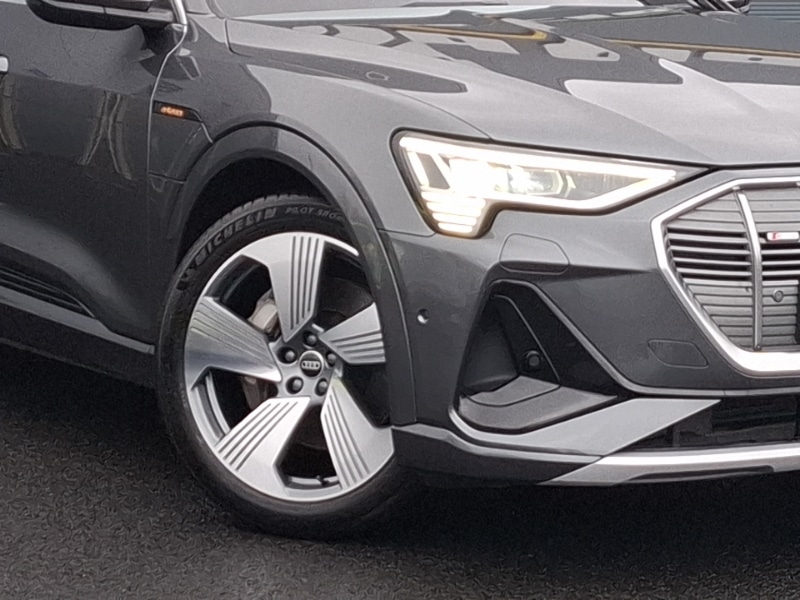 Used Audi e-tron 2022 for sale - 77495575: Photo 9