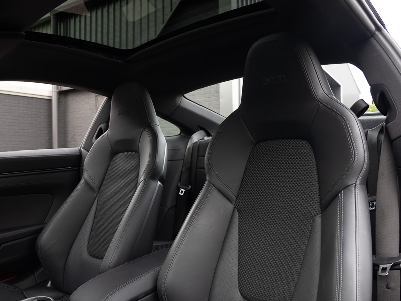 Used Porsche 911 2023 for sale - 76451333: Photo 6