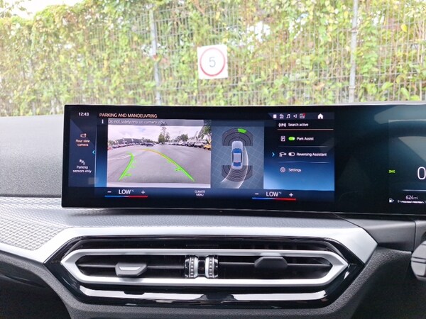 Used BMW 3 Series 2024 for sale - 76253940: Photo 11