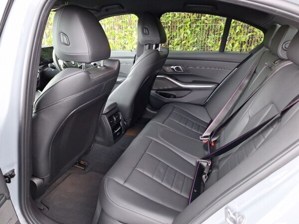 Used BMW 3 Series 2024 for sale - 76253940: Photo 6