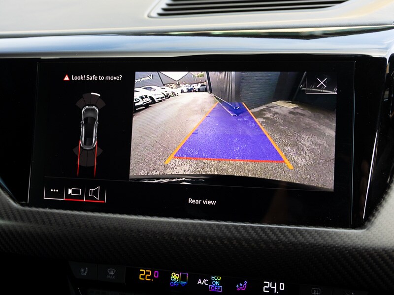 Used Audi RS e-tron GT 2024 for sale - 76860873: Photo 9