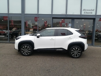 Used Toyota Yaris Cross 2022 for sale - 77503893: Photo