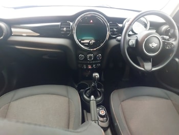 Used MINI Hatch 2021 for sale - 78284059: Photo