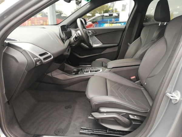Used BMW 1 Series 2025 for sale - 76237550: Photo 5