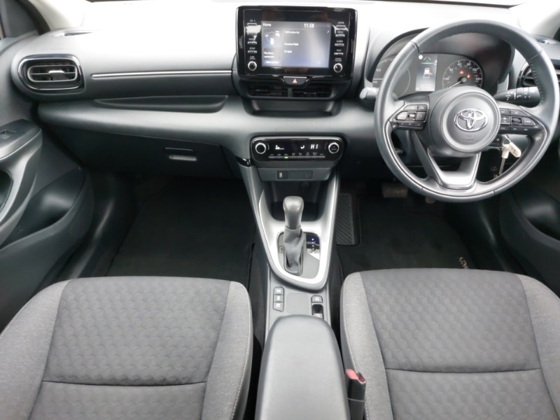 Used Toyota Yaris 2022 for sale - 77419723: Photo 2