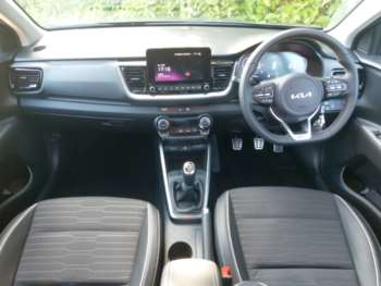 Used Kia Stonic 2025 for sale - 74919223: Photo