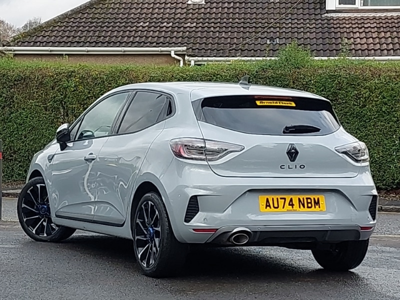 Used Renault Clio 2024 for sale - 76596859: Photo 3