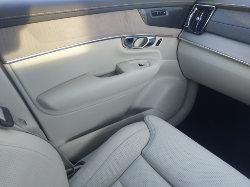 Used Volvo XC90 2025 for sale - 77540557: Photo 11