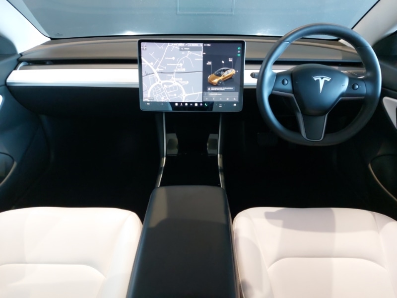 Used Tesla Model 3 2019 for sale - 76683285: Photo 2