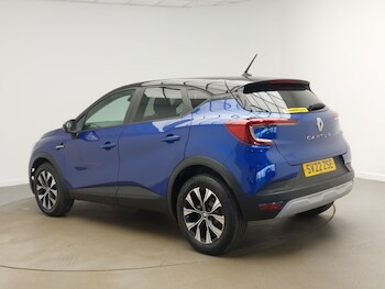 Used Renault Captur 2022 for sale - 76479084: Photo