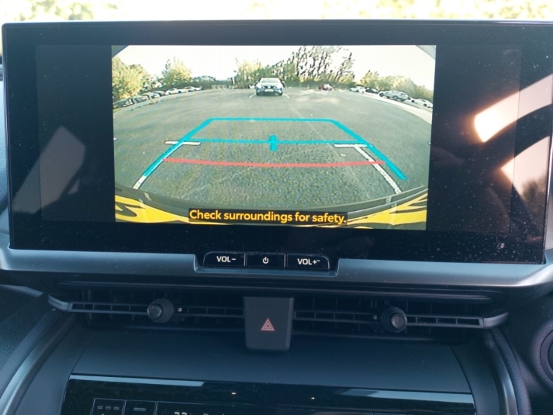 Used Toyota C-HR 2023 for sale - 76519102: Photo 10