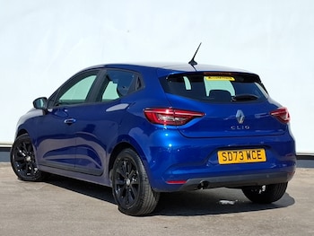 Used Renault Clio 2023 for sale - 75686344: Photo