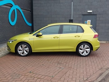 Used Volkswagen Golf 2020 for sale - 77670032: Photo