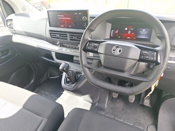 Used Vauxhall Vivaro 2024 for sale - 78547353: Photo