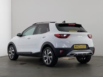 Used Kia Stonic 2023 for sale - 79653656: Photo