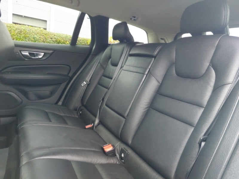 Used Volvo V60 2021 for sale - 77142775: Photo 6