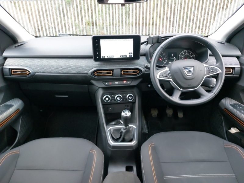 Used Dacia Sandero Stepway 2022 for sale - 77949037: Photo 2