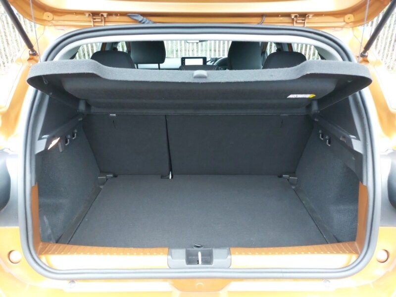 Used Dacia Sandero Stepway 2022 for sale - 77949037: Photo 8