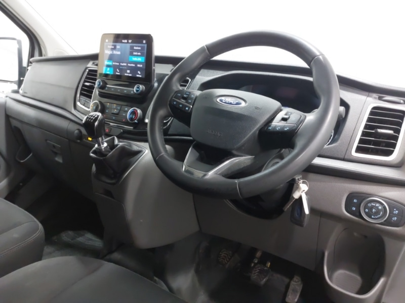 Used Ford Transit Custom 2023 for sale - 76720927: Photo 2