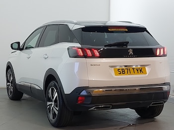 Used Peugeot 3008 2022 for sale - 76444832: Photo