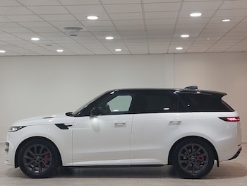 Used Land Rover Range Rover Sport 2024 for sale - 79489191: Photo
