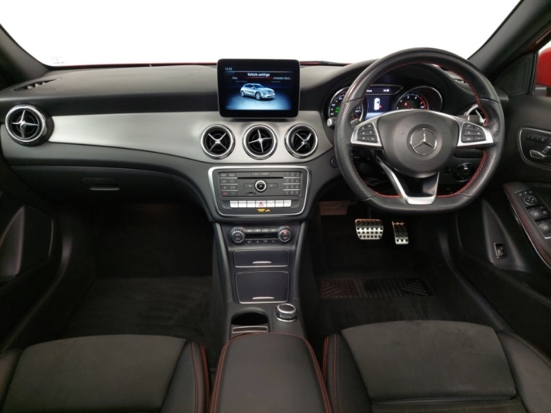 Used Mercedes-Benz GLA 2020 for sale - 77949207: Photo 2