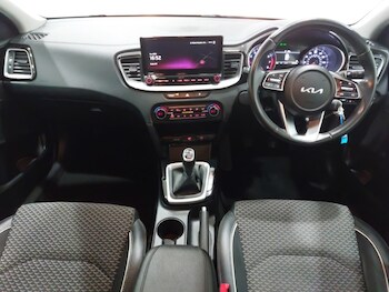 Used Kia Ceed 2023 for sale - 78494345: Photo