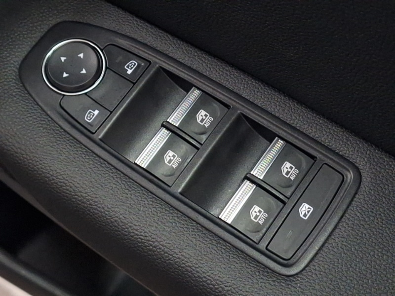 Used Renault Captur 2023 for sale - 76600329: Photo 12