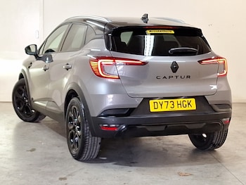 Used Renault Captur 2023 for sale - 76600329: Photo