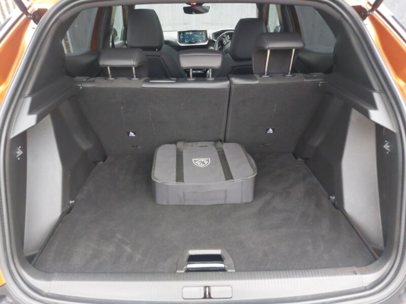 Used Peugeot 2008 2023 for sale - 77985957: Photo 8