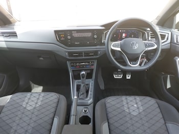 Used Volkswagen Polo 2024 for sale - 75686504: Photo