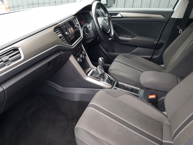 Used Volkswagen T-Roc 2020 for sale - 76720566: Photo 5