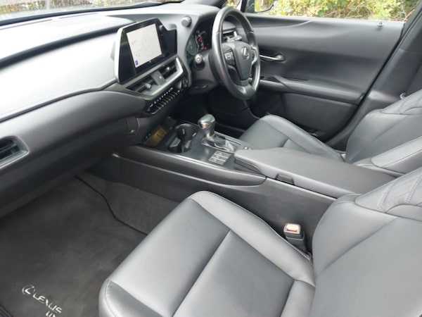 Used Lexus UX 2023 for sale - 76254323: Photo 5