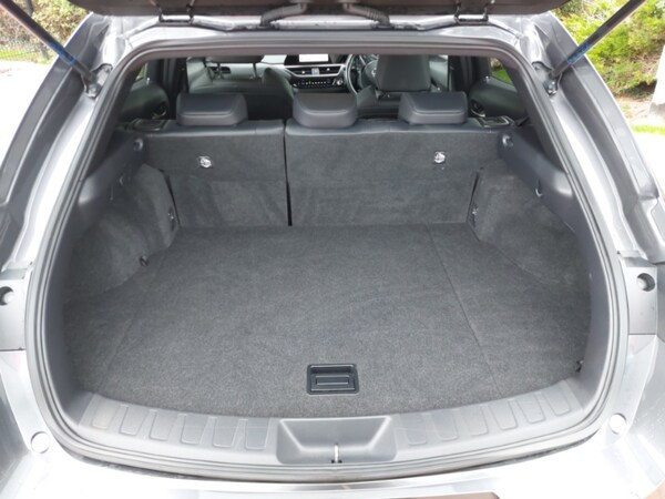 Used Lexus UX 2023 for sale - 76254323: Photo 8