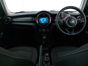 Used MINI Hatch 2020 for sale - 77358090: Photo