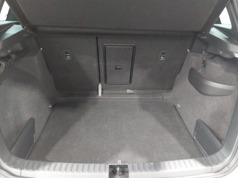 Used Skoda Karoq 2025 for sale - 76817346: Photo 8