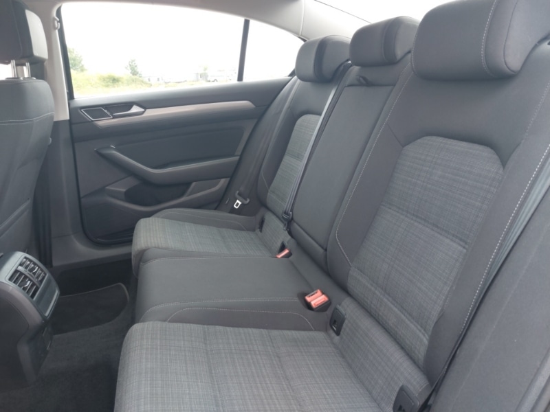 Used Volkswagen Passat 2020 for sale - 76497792: Photo 6