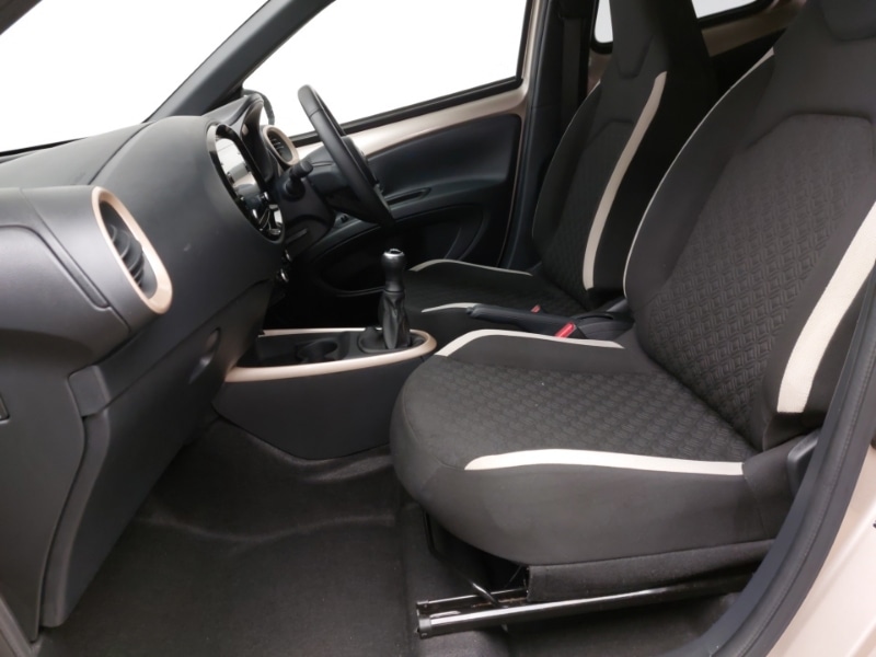 Used Toyota Aygo X 2022 for sale - 77761937: Photo 5