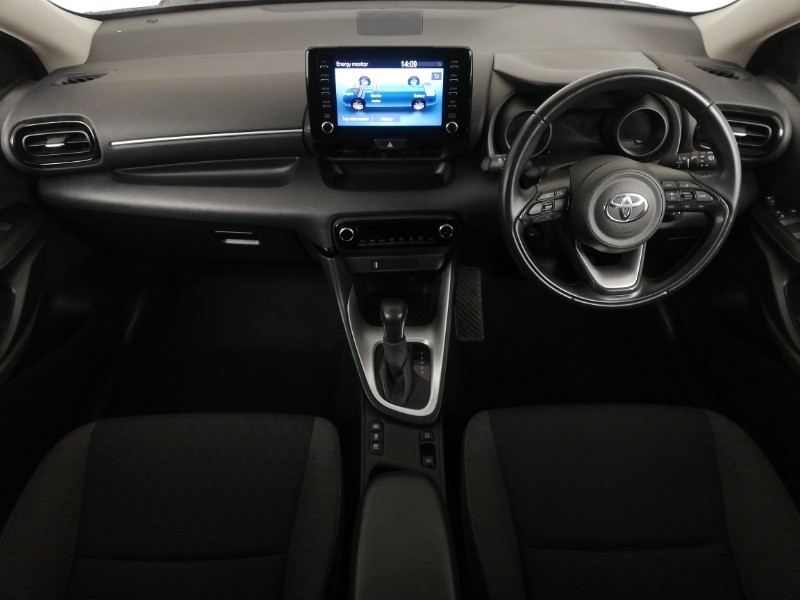 Used Toyota Yaris 2021 for sale - 77492042: Photo 2