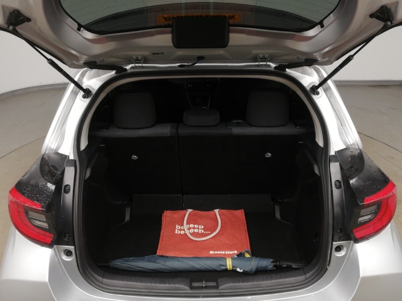 Used Toyota Yaris 2021 for sale - 77492042: Photo 8