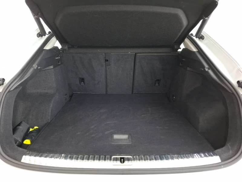 Used Audi Q3 2020 for sale - 77500096: Photo 8