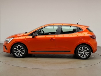 Used Renault Clio 2022 for sale - 77240910: Photo