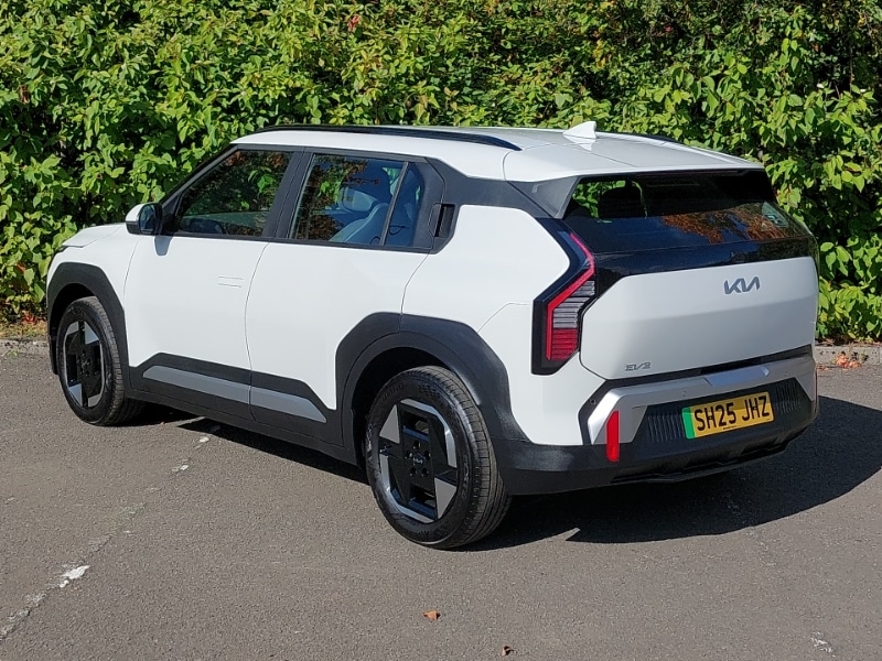 Used Kia EV3 2025 for sale - 76071001: Photo 3