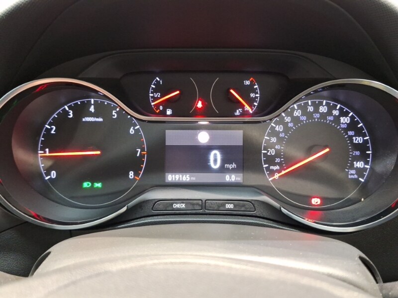 Used Vauxhall Crossland 2022 for sale - 76479267: Photo 11