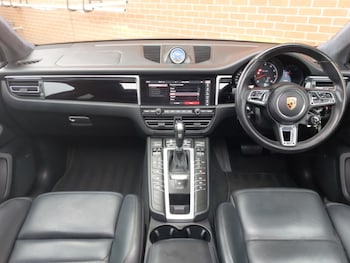 Used Porsche Macan 2020 for sale - 78723969: Photo