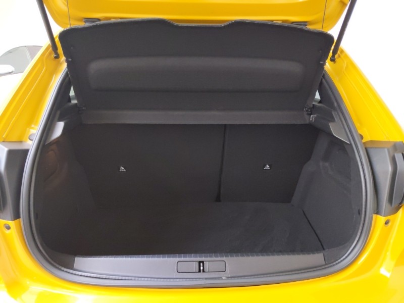 Used Peugeot 208 2023 for sale - 78126964: Photo 8