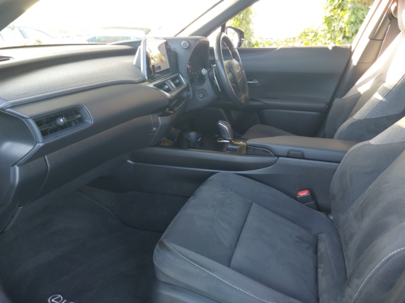 Used Lexus UX 2024 for sale - 77024870: Photo 5